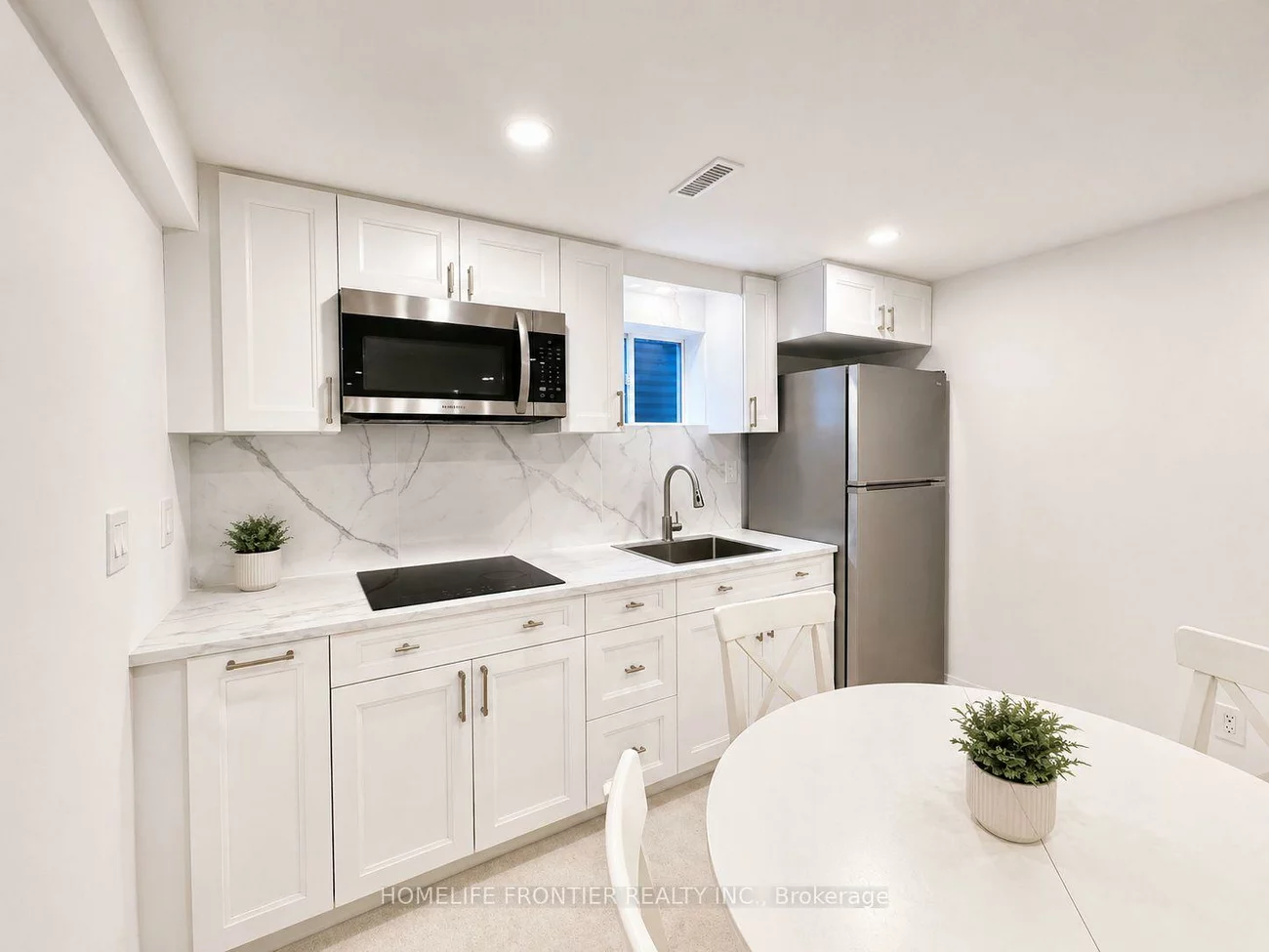 279, Shaw, North Richvale, Richmond Hill