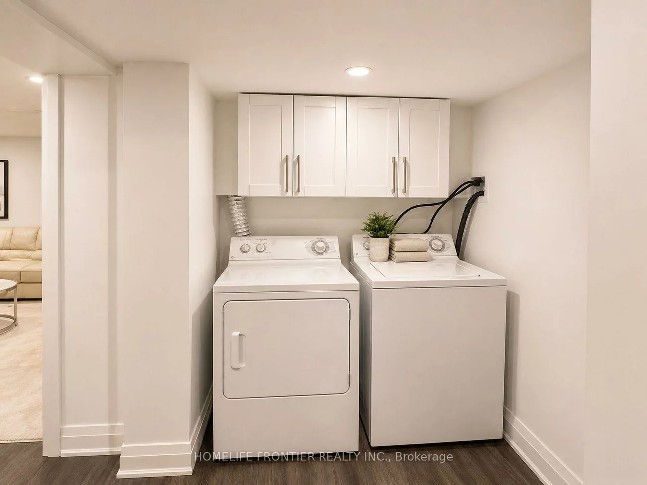 279, Shaw, North Richvale, Richmond Hill