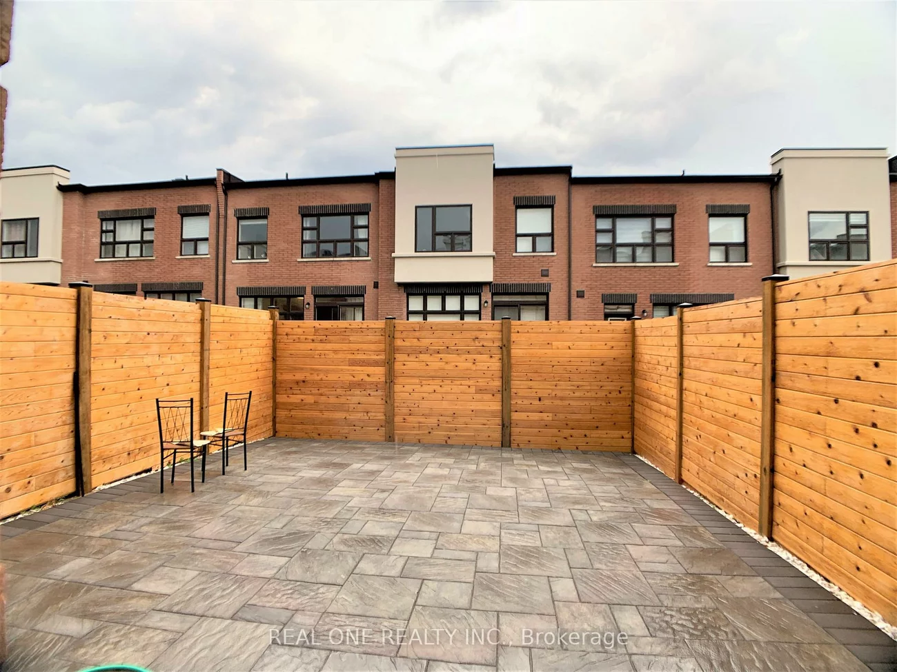 43, Causland, Devonsleigh, Richmond Hill