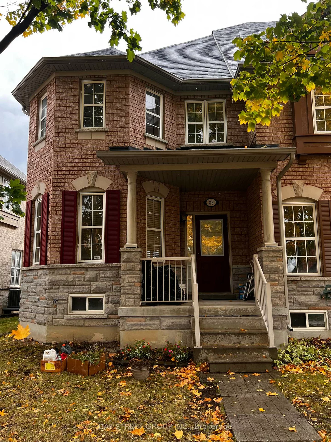85, Selkirk, Langstaff, Richmond Hill