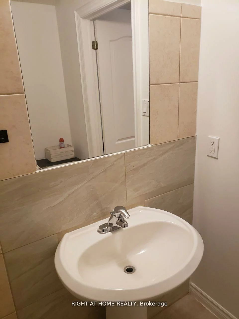 10, Fisico, Doncrest, Richmond Hill