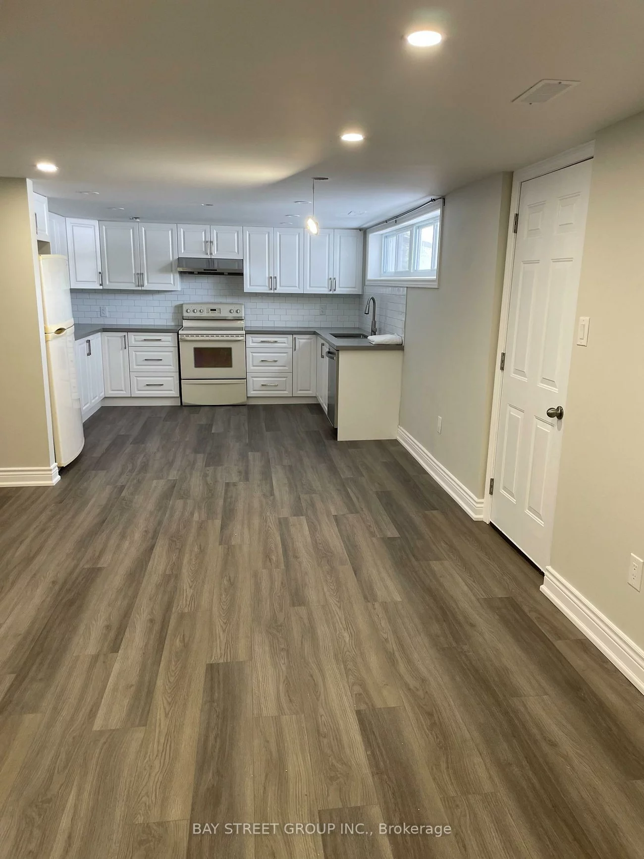 370, Centre, Crosby, Richmond Hill