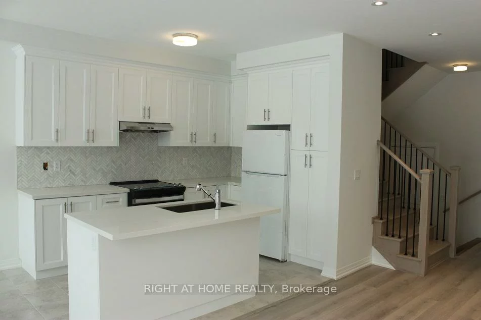 107, Schmeltzer, Rural Richmond Hill, Richmond Hill