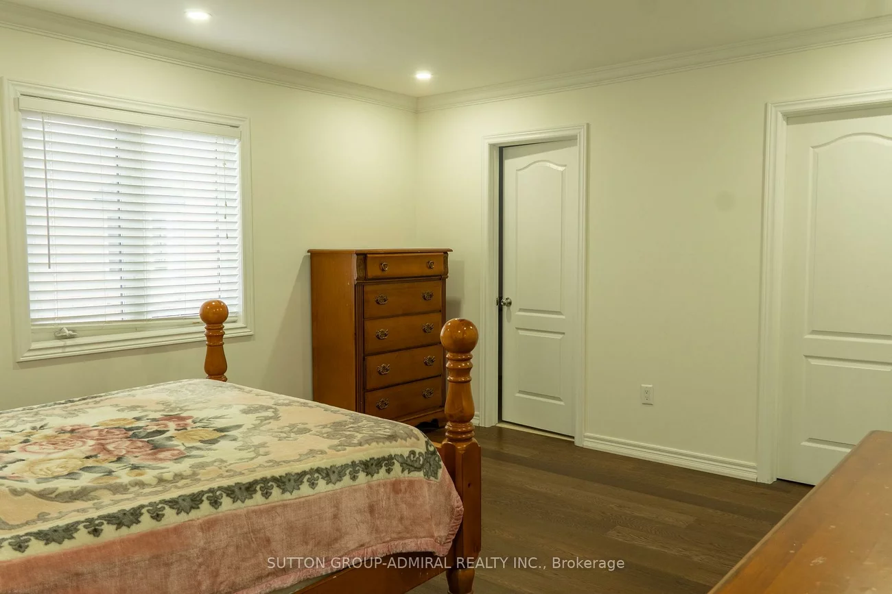 29, Wendelyn, Jefferson, Richmond Hill
