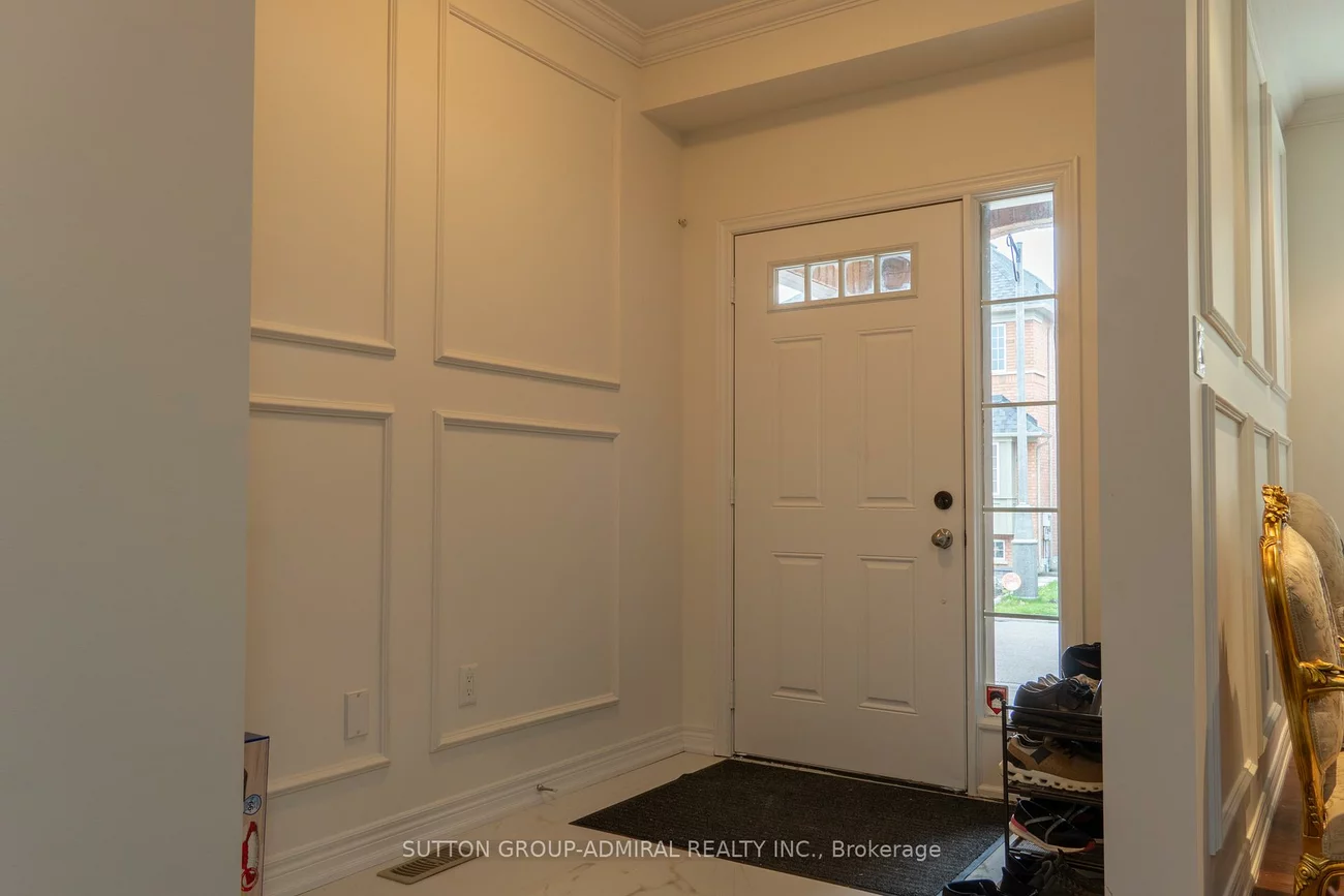 29, Wendelyn, Jefferson, Richmond Hill
