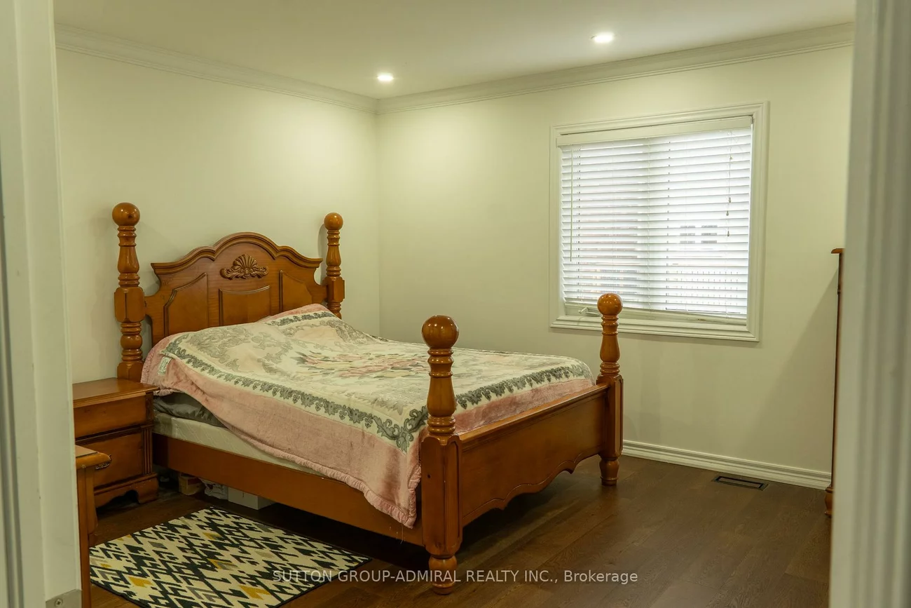 29, Wendelyn, Jefferson, Richmond Hill