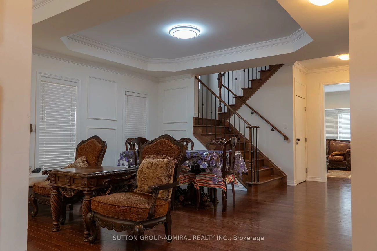 29, Wendelyn, Jefferson, Richmond Hill