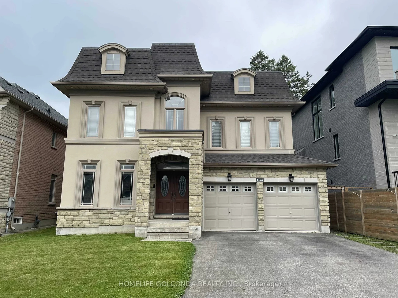 110A, Bond, Oak Ridges, Richmond Hill