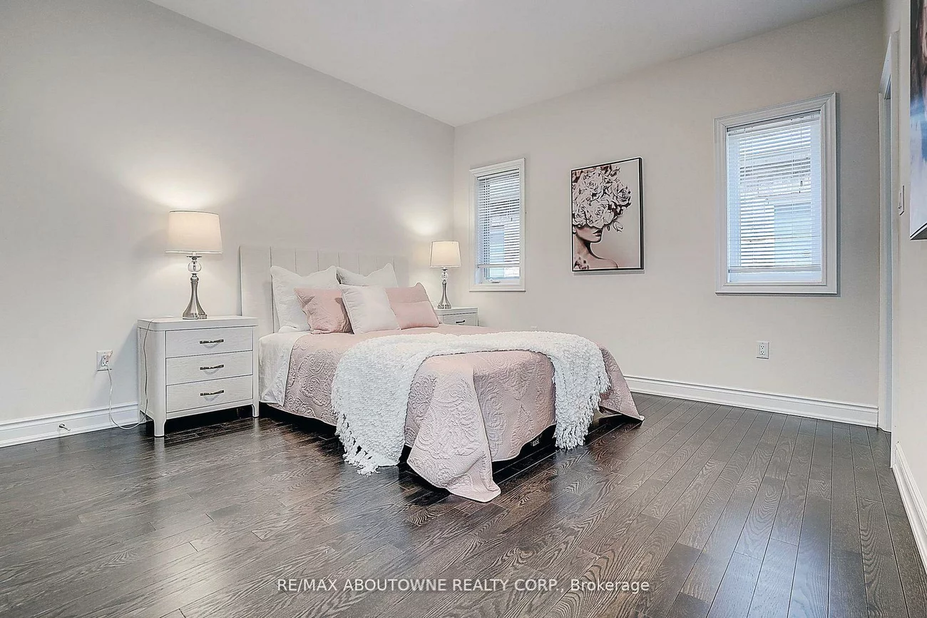 16, Gracedale, Westbrook, Richmond Hill