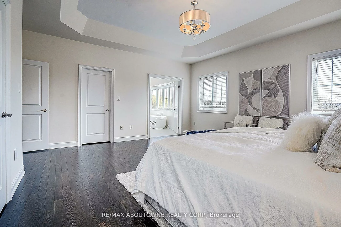 16, Gracedale, Westbrook, Richmond Hill