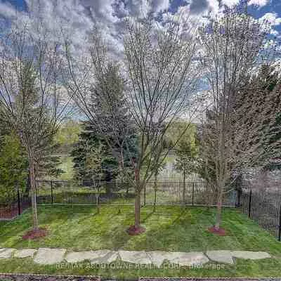 16, Gracedale, Westbrook, Richmond Hill