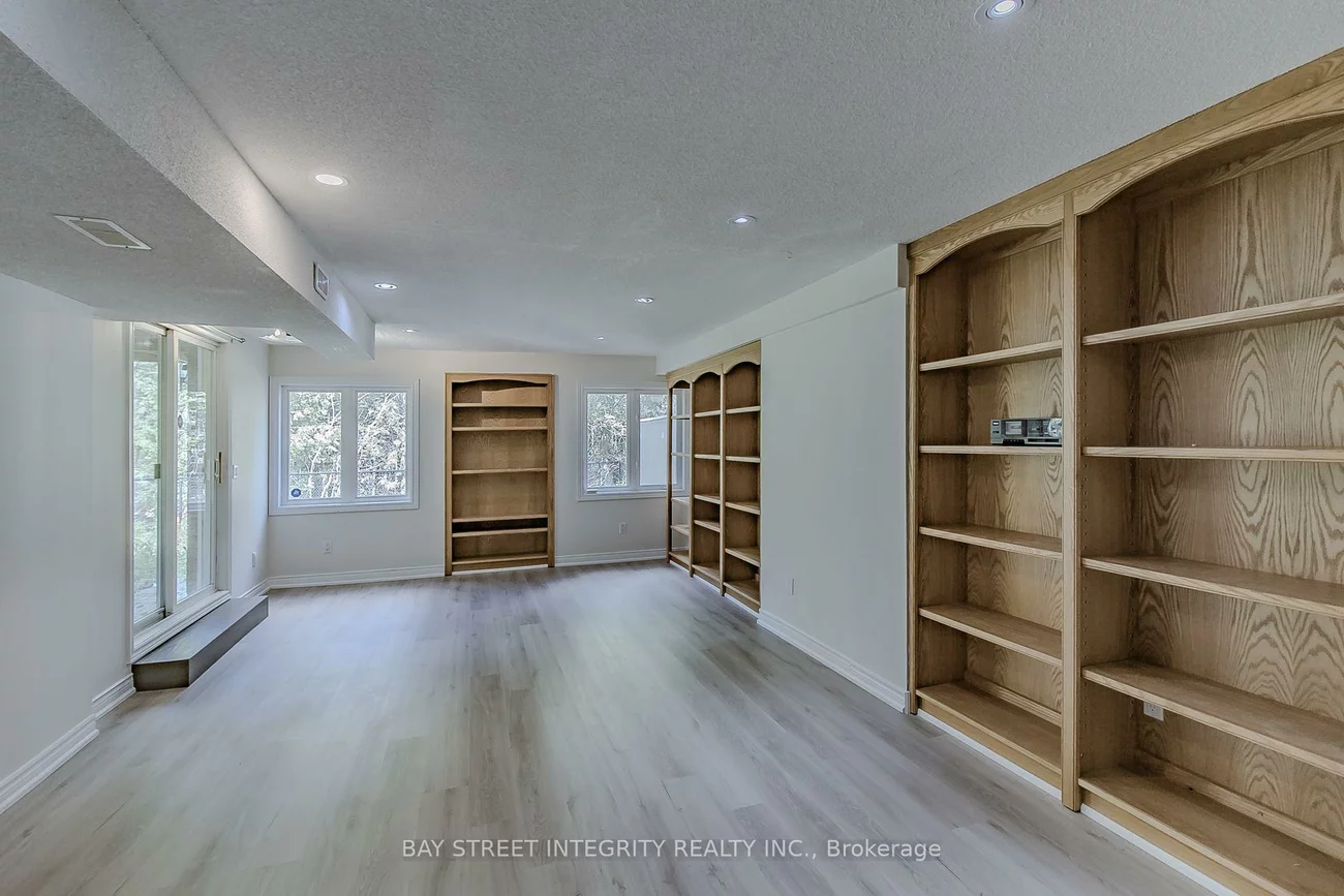 110, Holly, Rouge Woods, Richmond Hill