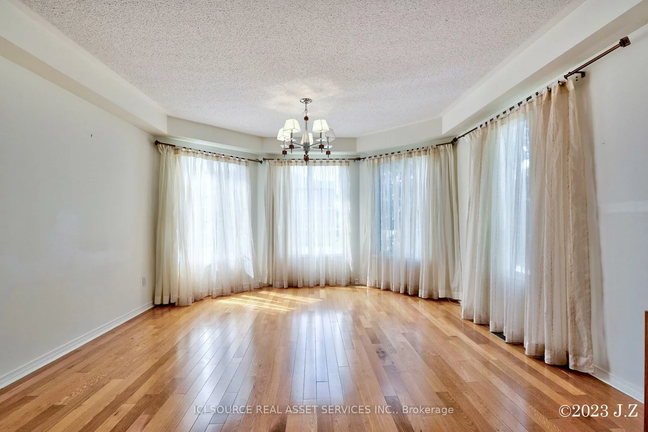 2, Waterton, Langstaff, Richmond Hill