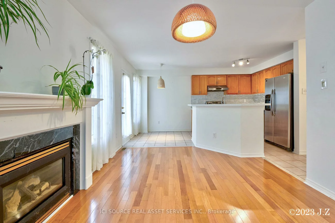 2, Waterton, Langstaff, Richmond Hill