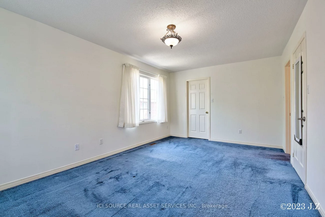 2, Waterton, Langstaff, Richmond Hill