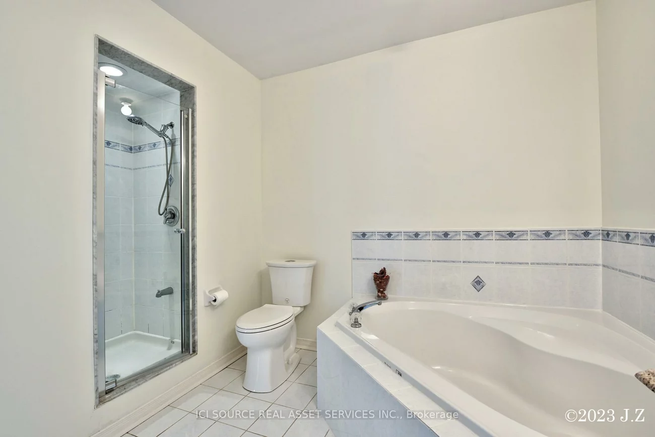 2, Waterton, Langstaff, Richmond Hill