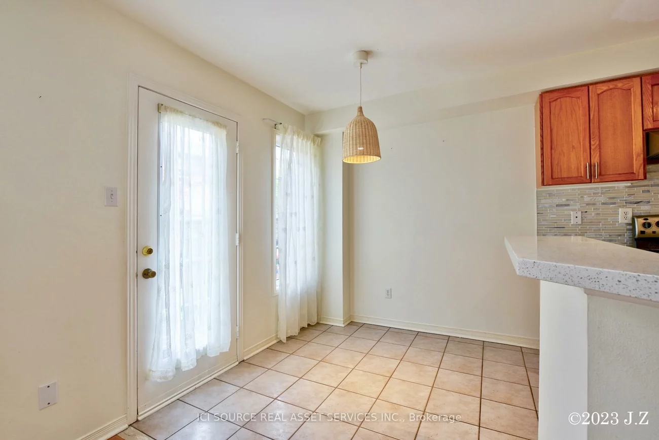 2, Waterton, Langstaff, Richmond Hill