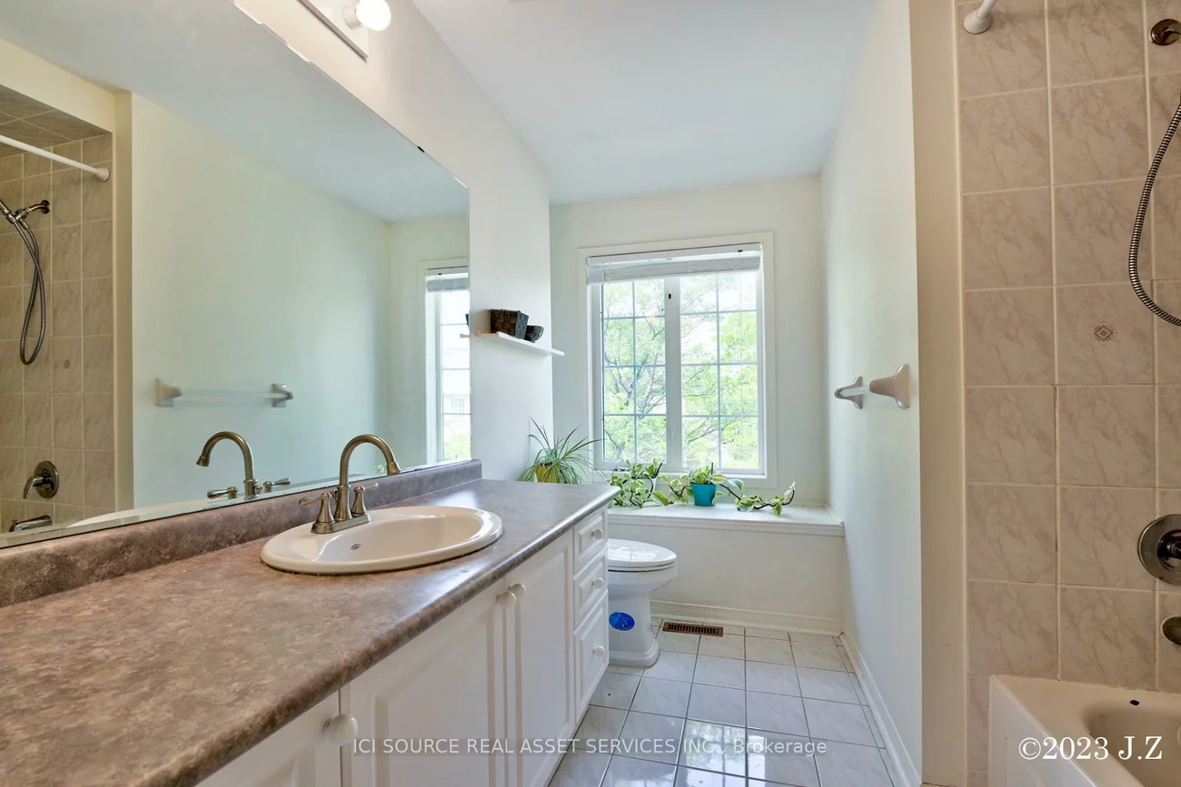 2, Waterton, Langstaff, Richmond Hill