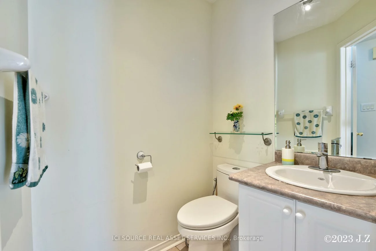 2, Waterton, Langstaff, Richmond Hill