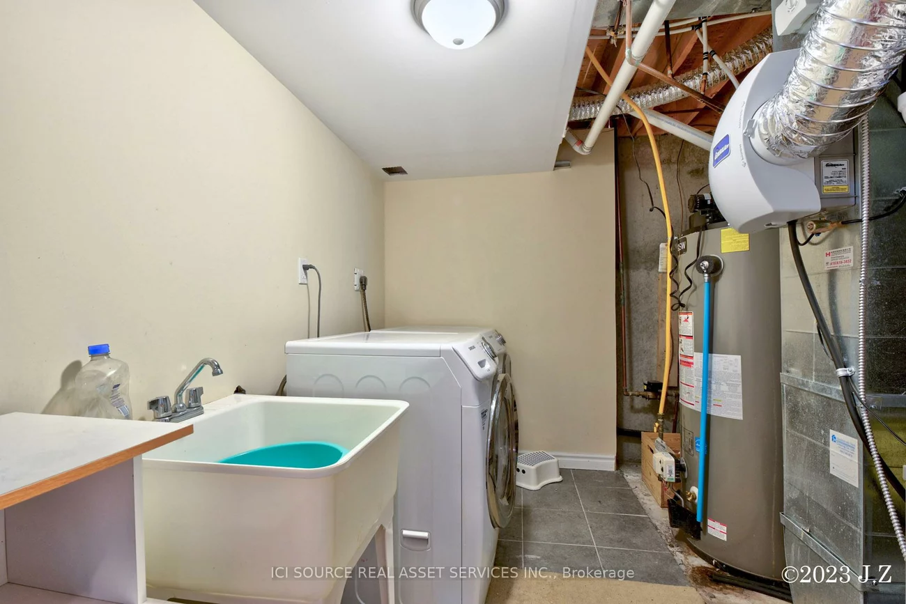 2, Waterton, Langstaff, Richmond Hill