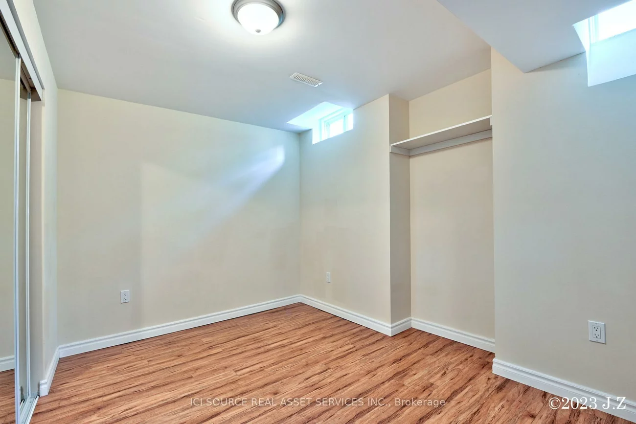2, Waterton, Langstaff, Richmond Hill