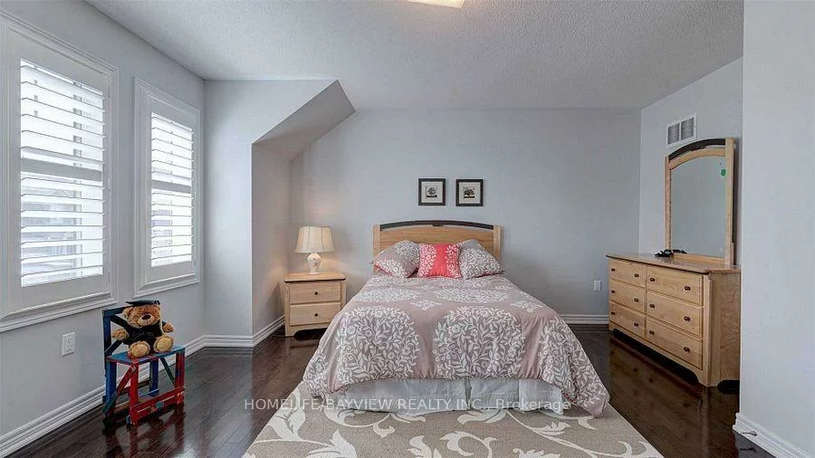 87, Betony, Oak Ridges, Richmond Hill