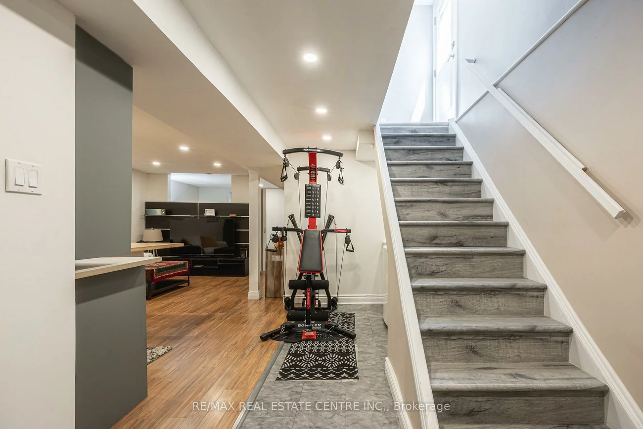 54, Gray, North Richvale, Richmond Hill