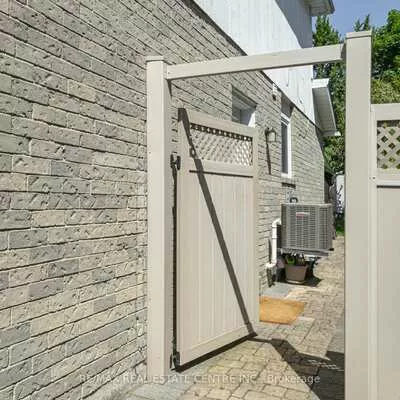54, Gray, North Richvale, Richmond Hill