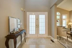11, Farnham, Bayview Hill, Richmond Hill