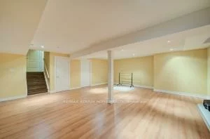 11, Farnham, Bayview Hill, Richmond Hill