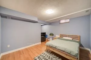 11, Farnham, Bayview Hill, Richmond Hill