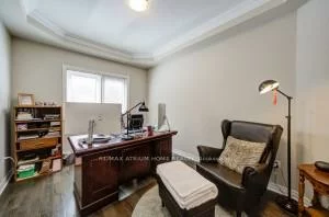 11, Farnham, Bayview Hill, Richmond Hill