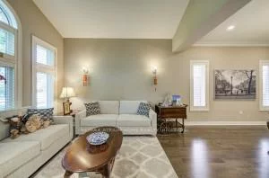 11, Farnham, Bayview Hill, Richmond Hill