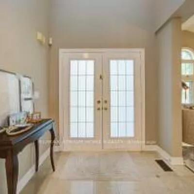11, Farnham, Bayview Hill, Richmond Hill