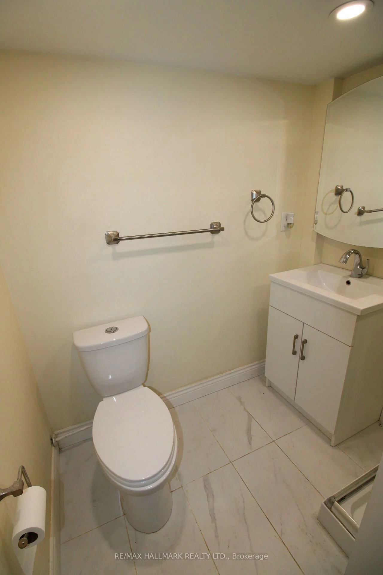 9884, Bayview, Harding, Richmond Hill