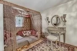 17, Yongehurst, North Richvale, Richmond Hill