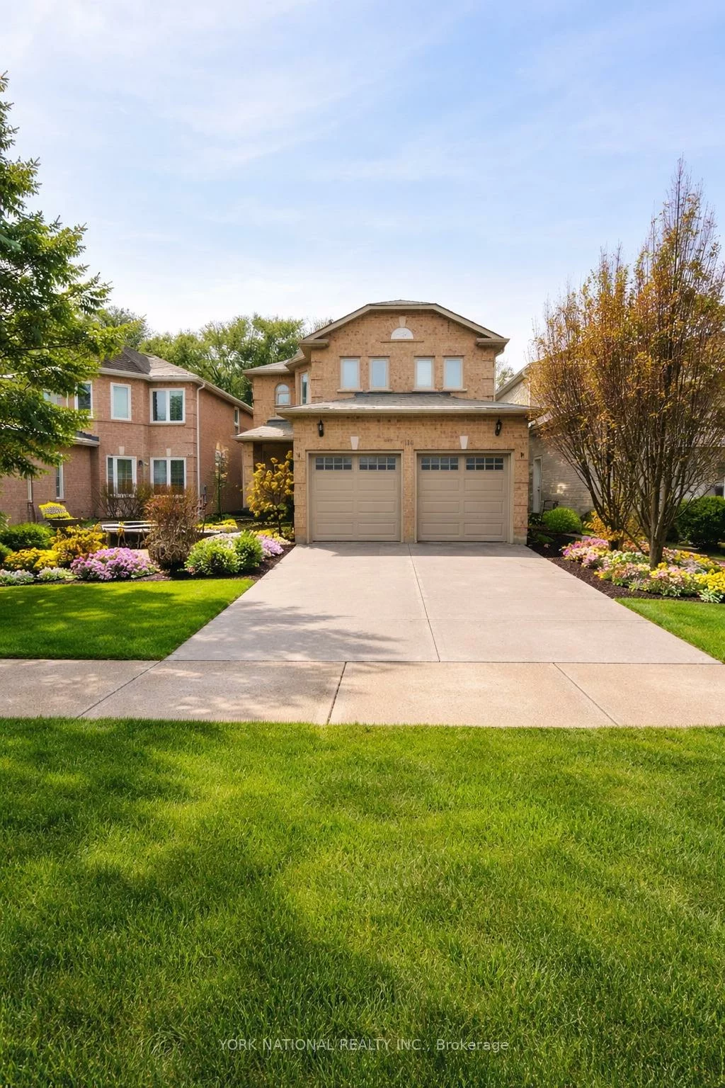 100, Larratt, Westbrook, Richmond Hill