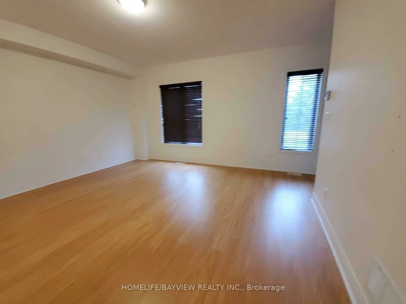 215, 16th, Langstaff, Richmond Hill