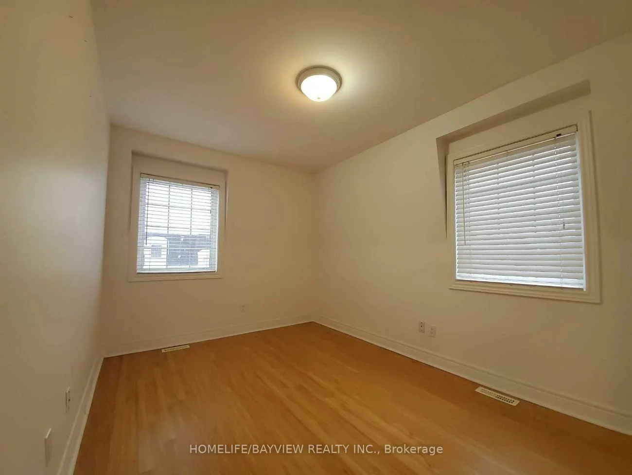 215, 16th, Langstaff, Richmond Hill