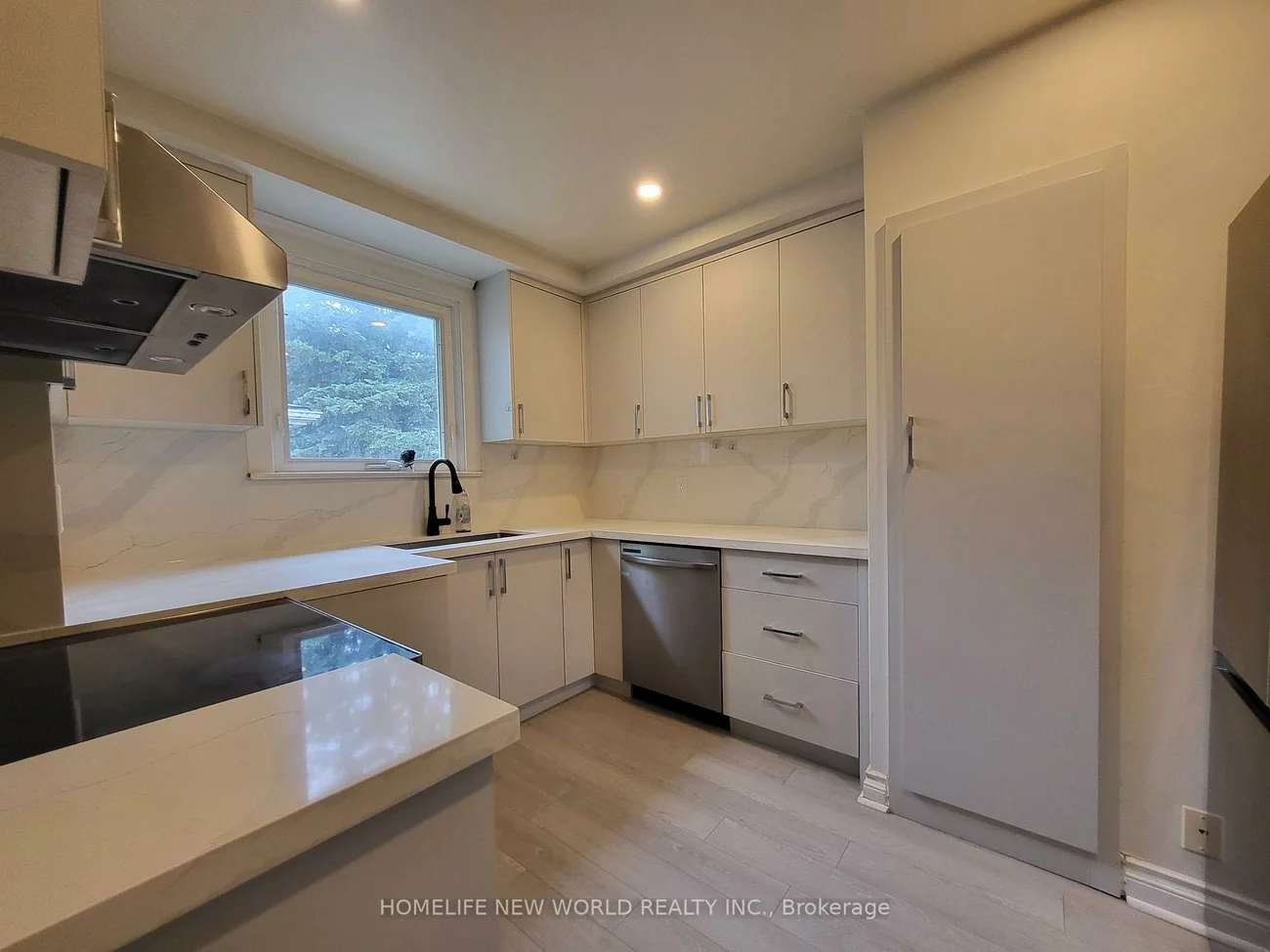 118, Cartier, Crosby, Richmond Hill