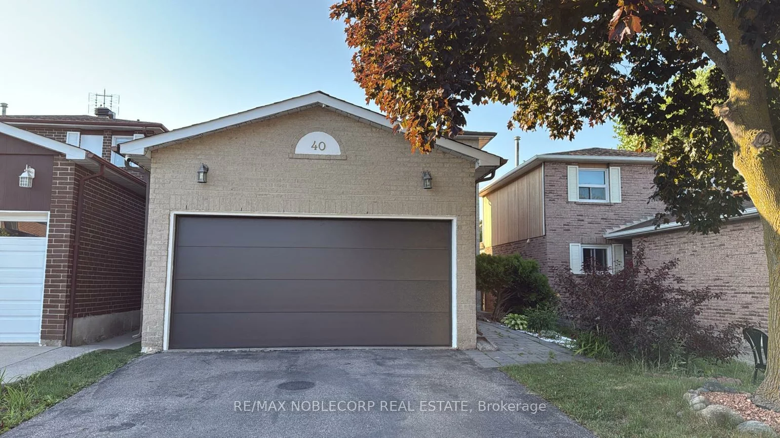 40, Gray, North Richvale, Richmond Hill