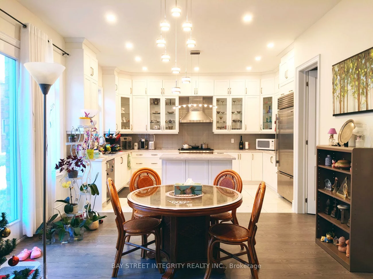 211, Hillsview, Observatory, Richmond Hill