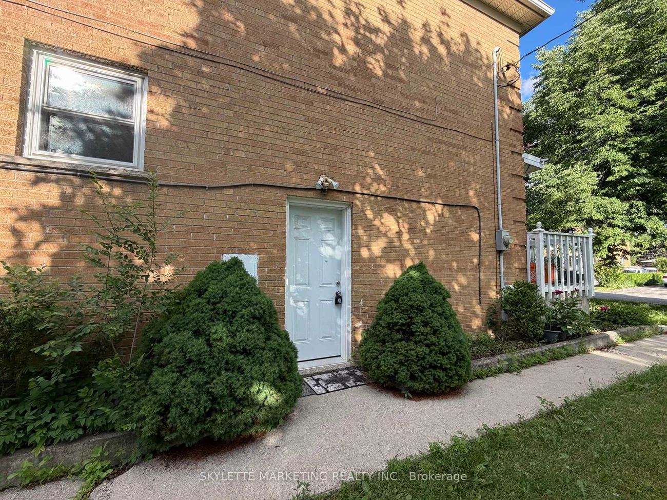 229, Zelda, Crosby, Richmond Hill
