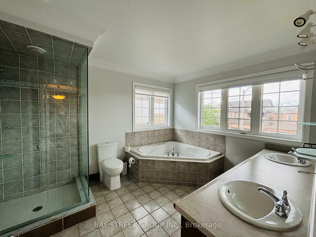 63, Grand Oak, Oak Ridges, Richmond Hill