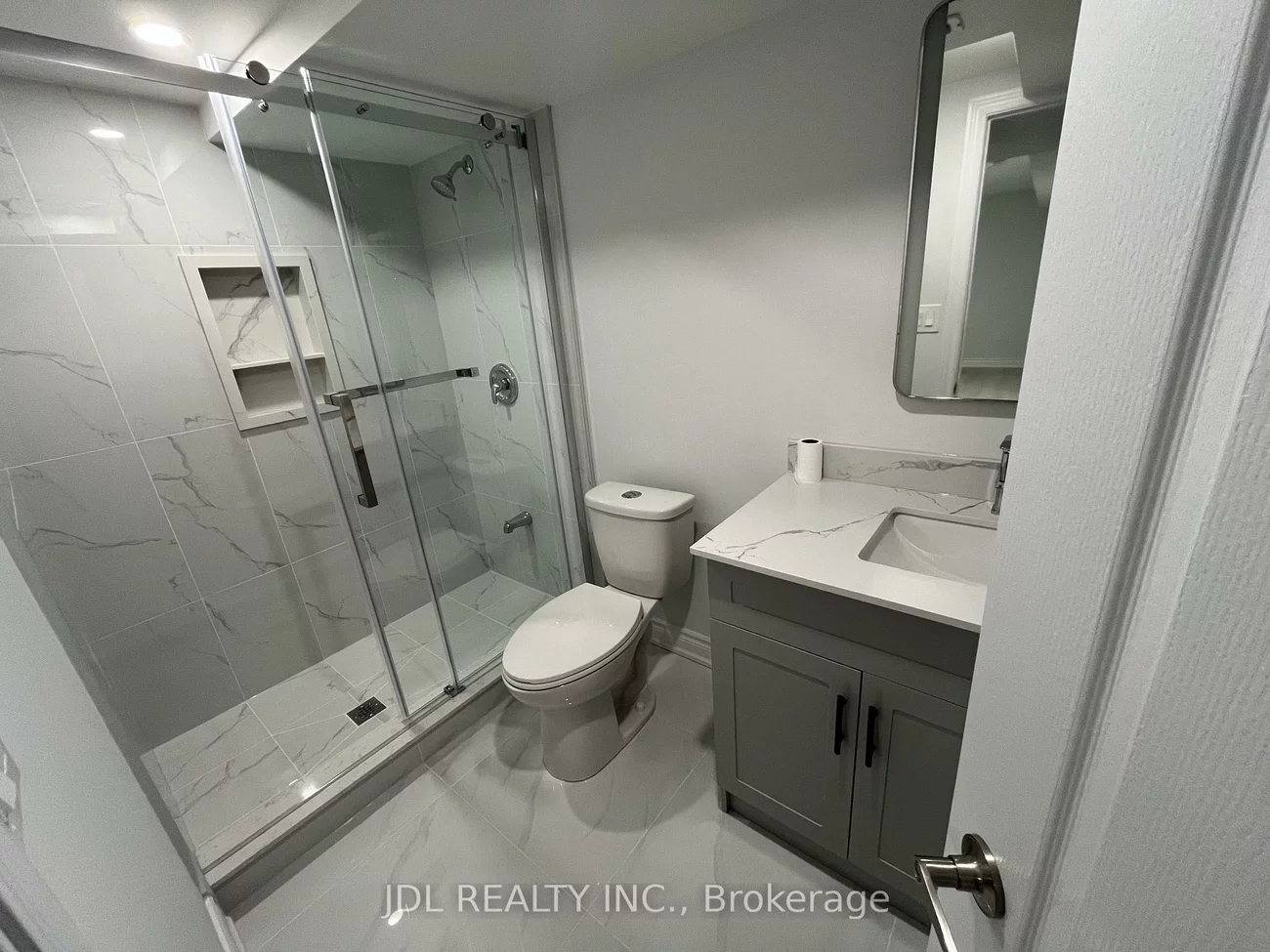 82, Puccini, Oak Ridges, Richmond Hill