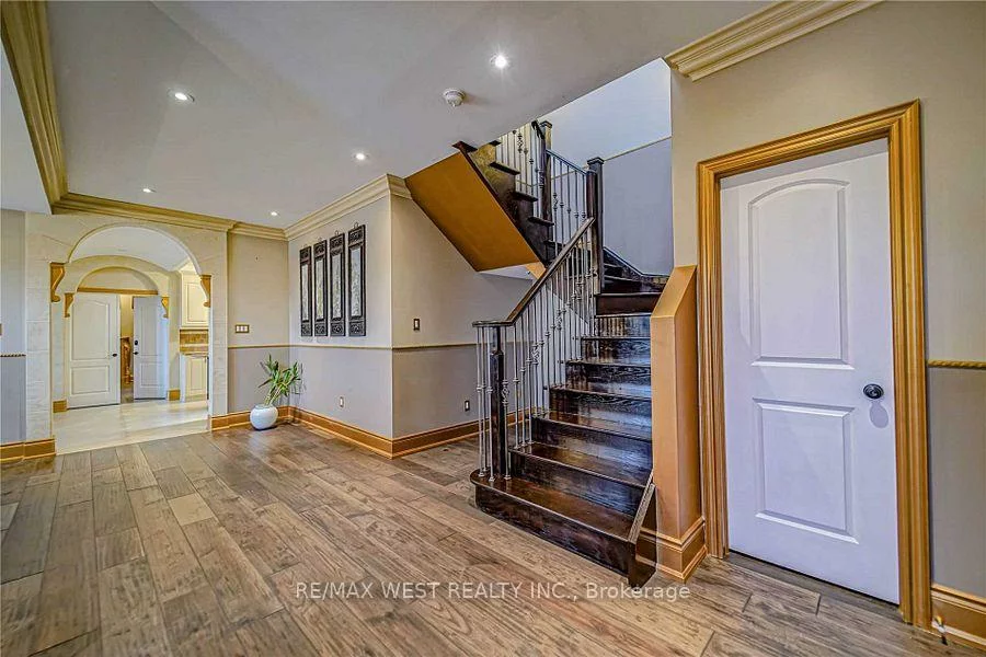 83, Elm, Langstaff, Richmond Hill