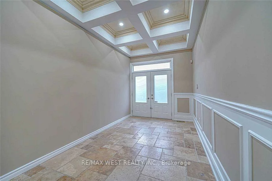 83, Elm, Langstaff, Richmond Hill