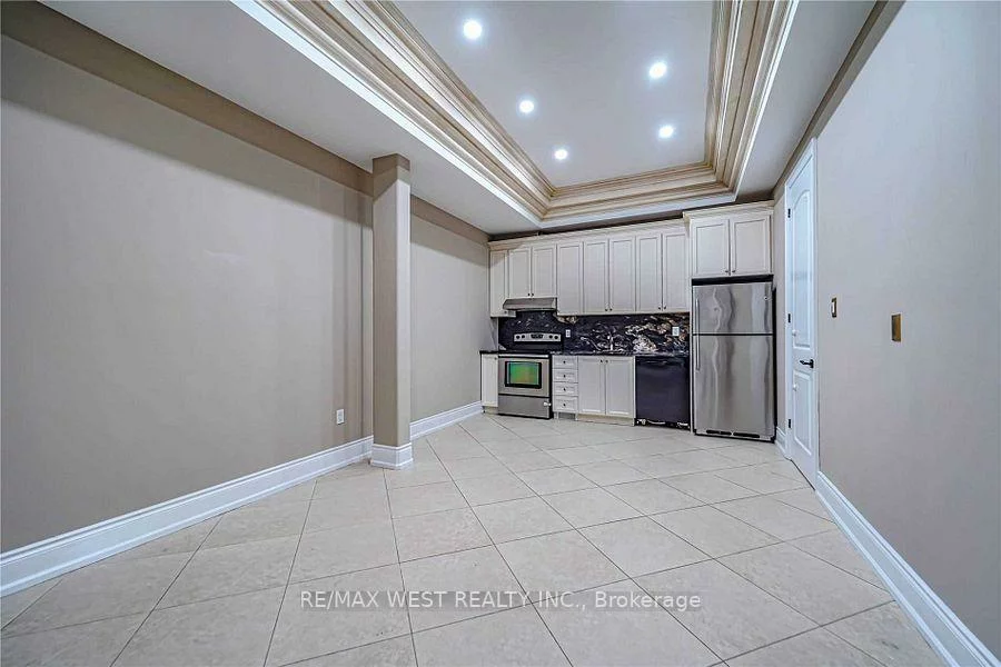 83, Elm, Langstaff, Richmond Hill