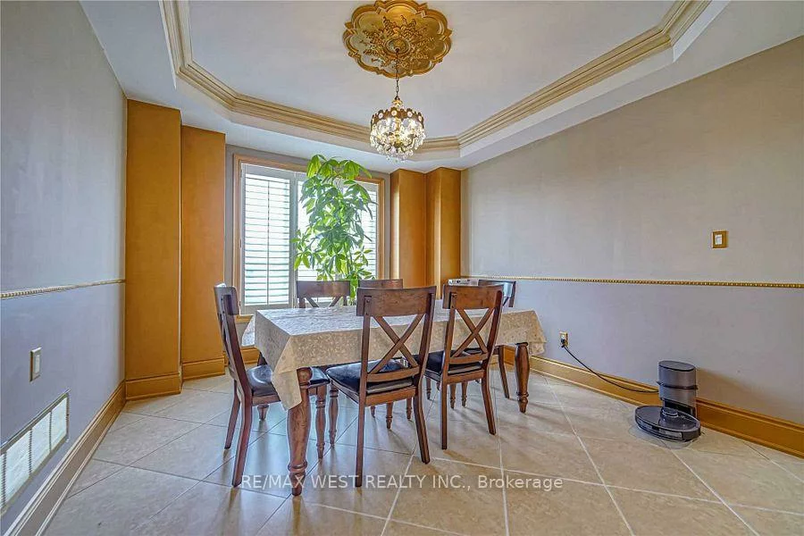 83, Elm, Langstaff, Richmond Hill