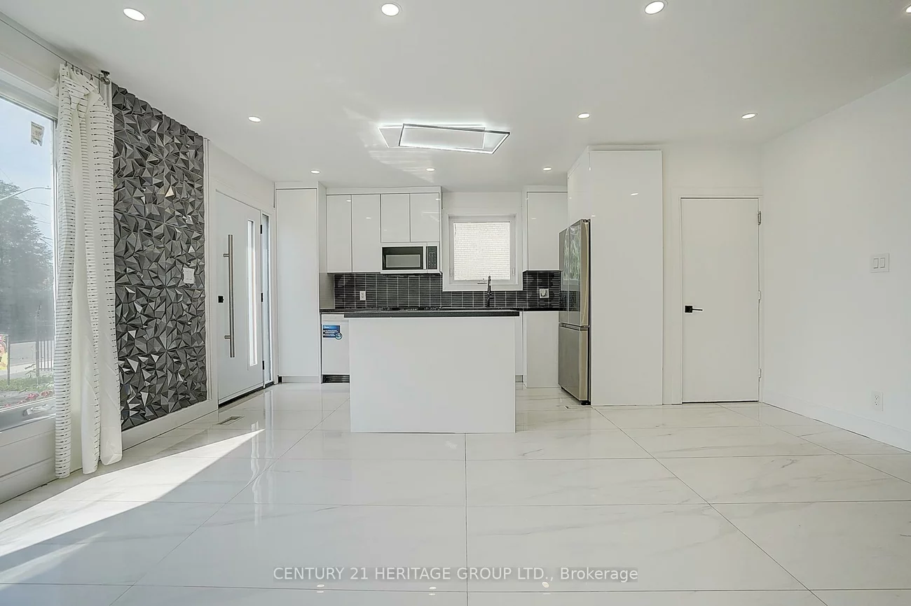 326, McConvey, Crosby, Richmond Hill